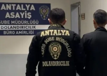 Jandarmadan eş zamanlı uyuşturucu operasyonu: 3 gözaltı