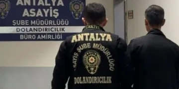 Jandarmadan eş zamanlı uyuşturucu operasyonu: 3 gözaltı