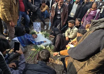 5’inci kattan düşen bebek hayatını kaybetti