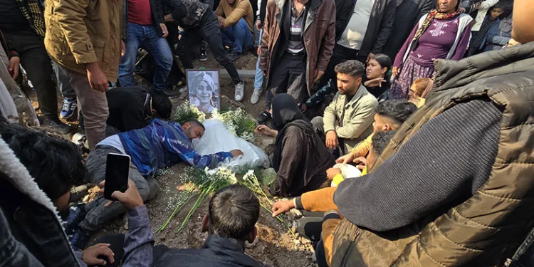 5’inci kattan düşen bebek hayatını kaybetti