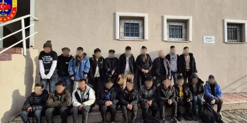 3 farklı evden ziynet eşyası çaldı: Polis kamera kayıtlarından yakaladı