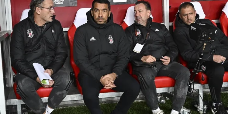 Beşiktaş Teknik Direktörü Giovanni van Bronckhorst: “Üzücü bir maç oldu”