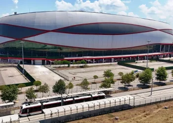 19 Mayıs Stadyumu’nun tadilatında sona geliniyor