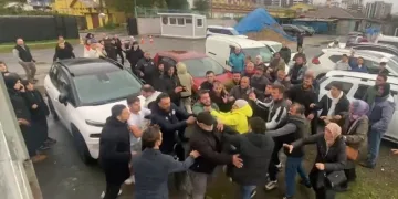 Rize’de oynanan maçta kavga çıktı, polis biber gazı kullandı