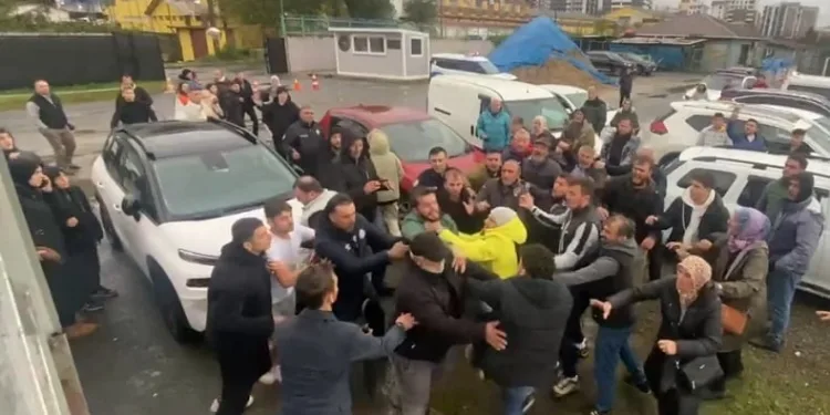 Rize’de oynanan maçta kavga çıktı, polis biber gazı kullandı