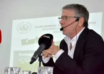 Metin Tekin: “Kocaelispor’u Süper Lig’e bekliyoruz”