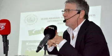 Metin Tekin: “Kocaelispor’u Süper Lig’e bekliyoruz”