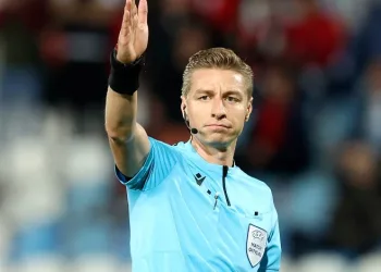 Galatasaray – Tottenham maçını Lawrence Visser yönetecek