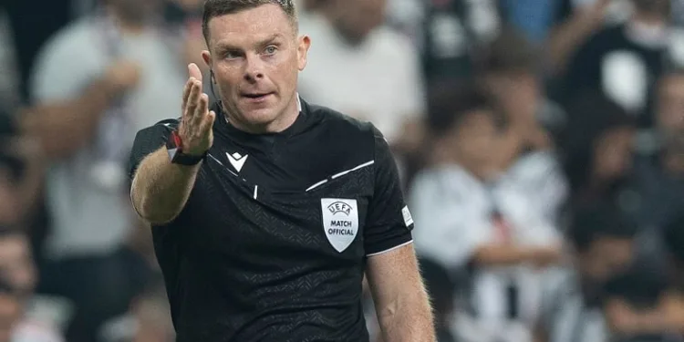 AZ Alkmaar – Fenerbahçe maçında John Beaton düdük çalacak