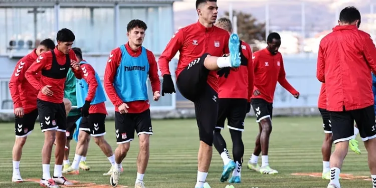 Sivasspor, Fenerbahçe maçının hazırlıklarını sürdürdü