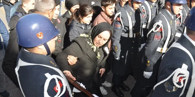 Uzman çavuşa ‘yürek yakan’ veda