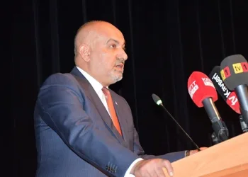 Kayserispor Başkanı Ali Çamlı: “Kalbini kırdığım tüm taraftarlarımızdan özür diliyorum”