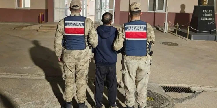 Uyuşturucu tacirlerine jandarmadan baskın: 1 kişi tutuklandı