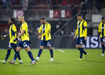 Fenerbahçe, Avrupa Ligi’nde ilk yenilgisini aldı