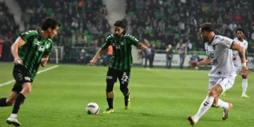 Sakaryaspor’da yarım asırlık seri sona erdi