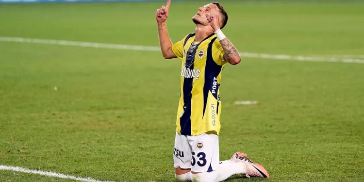 Sebastian Szymanski, geçen sezonu aratıyor