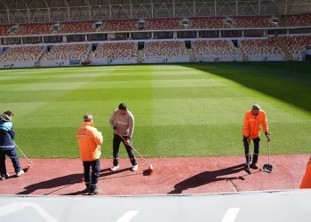 Malatya Stadyumu yeniden futbola hazırlanıyor