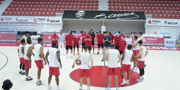 Aliağa Petkimspor, iç sahada ve dış sahada çok farklı