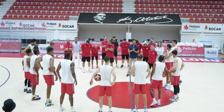 Aliağa Petkimspor, iç sahada ve dış sahada çok farklı