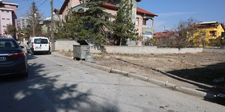 Çöp konteynerinde bulunan bebeğin sağlık durumu iyi