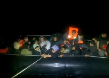 Ayvacık açıklarında 34 kaçak göçmen yakalandı