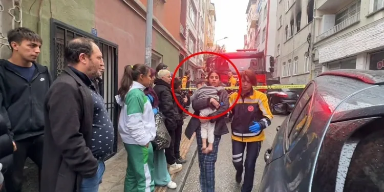 Yanıcı madde ile oynayan çocuklar evi yaktı