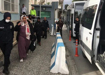 32 düzensiz göçmen yakalandı