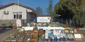 Jandarmadan kaçak tütün operasyonu