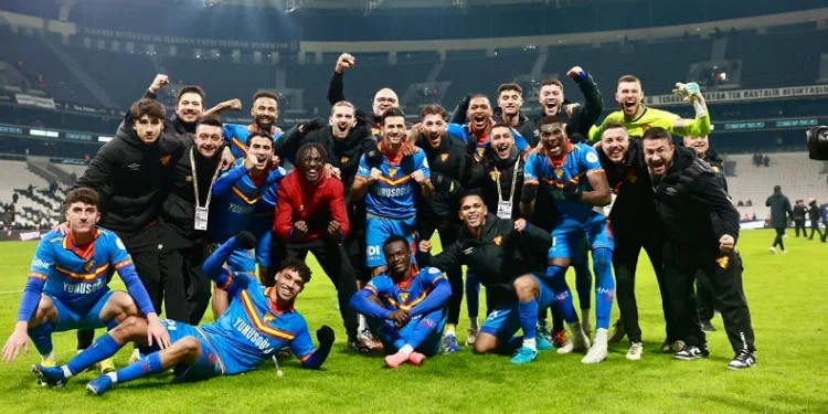 Göztepe ilk deplasman galibiyetini Beşiktaş’a karşı aldı
