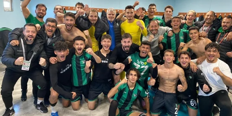 Denizlispor galibiyet hasretine deplasmanda son verdi