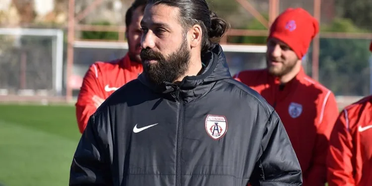 Olcay Şahan, takımından memnun