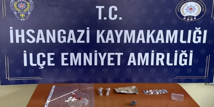 Uyuşturucu operasyonu: 3 gözaltı