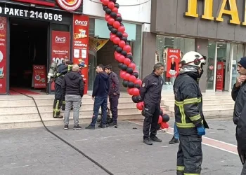 Döner salonunda yangın
