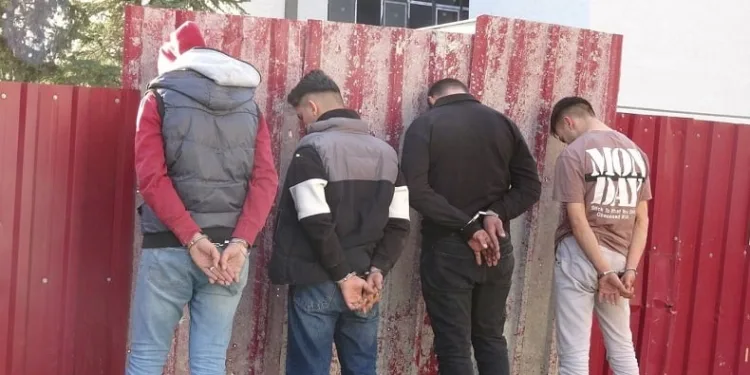 ‘Dur’ ihtarına uymayıp kaçan sürücünün aracından uyuşturucu çıktı