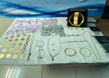 Altın hırsızları polisten kaçamadı