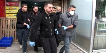 Önce arkadaşını öldürdü, daha sonra polise giderek teslim oldu