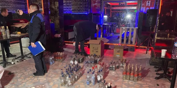 Sahte içki operasyonunda 25 litre etil alkol ele geçirildi