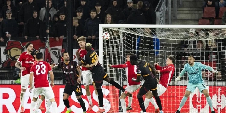 Galatasaray Teknik Direktörü Okan Buruk: “İkinci yarı kazanmaya yakın olan taraf bizdik”