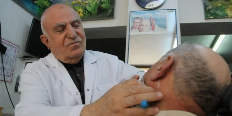 Usturayı 64 yıldır bırakmıyor