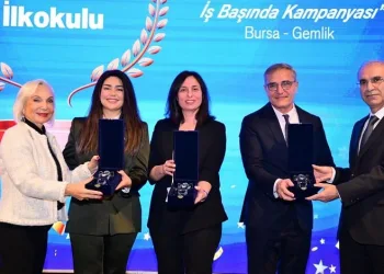 Gemlik 11 Eylül İlkokulu Türkiye 3.’sü