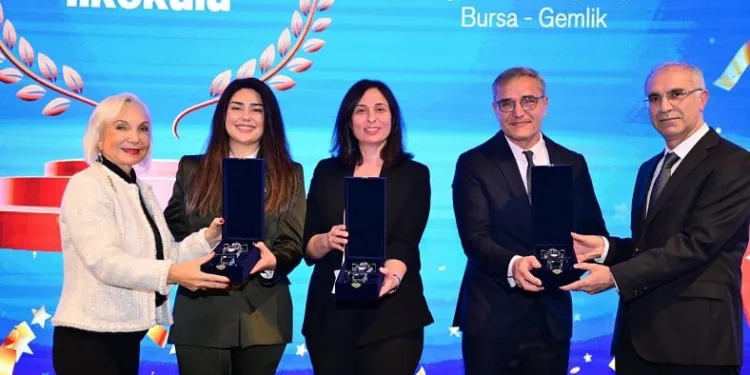 Gemlik 11 Eylül İlkokulu Türkiye 3.’sü