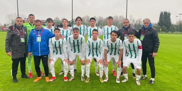 Bursaspor U19’dan farklı galibiyet