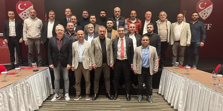 Başkan Enes Çelik Kulüpler Birliği toplantısına katıldı
