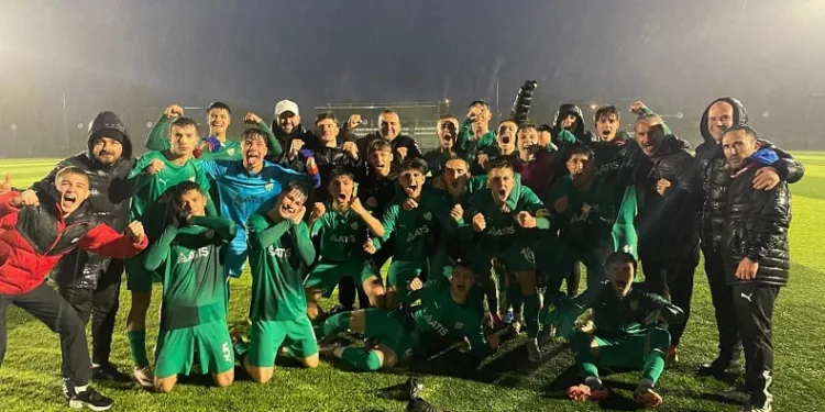 ENES ATTI BURSASSPOR U17 KAZANDI