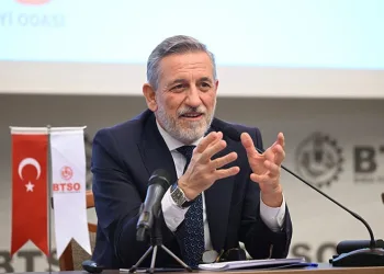 İbrahim Burkay genç girişimcilerle buluştu
