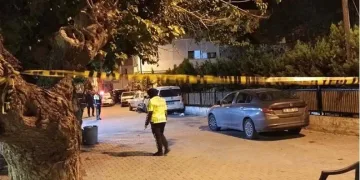 İzmir’de polislere silahlı saldırı