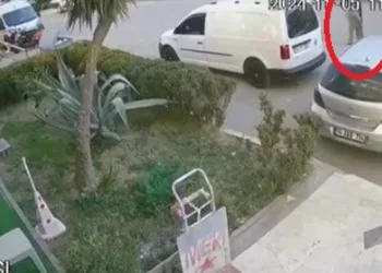 Bursa’da geri manevra yapan araç yaşlı adama çarptı