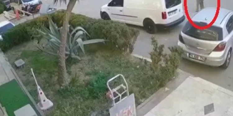 Bursa’da geri manevra yapan araç yaşlı adama çarptı