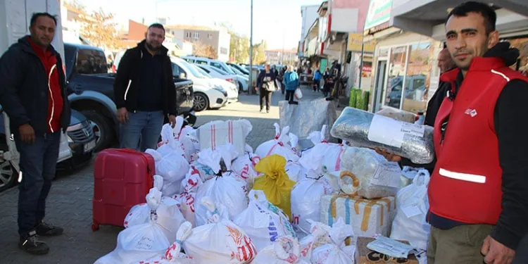 Varto’dan batı illerine kışlık erzak sevkiyatı