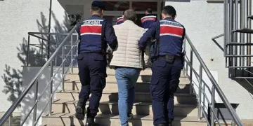 25 yıl hapis cezası ile aranıyordu, yakalandı